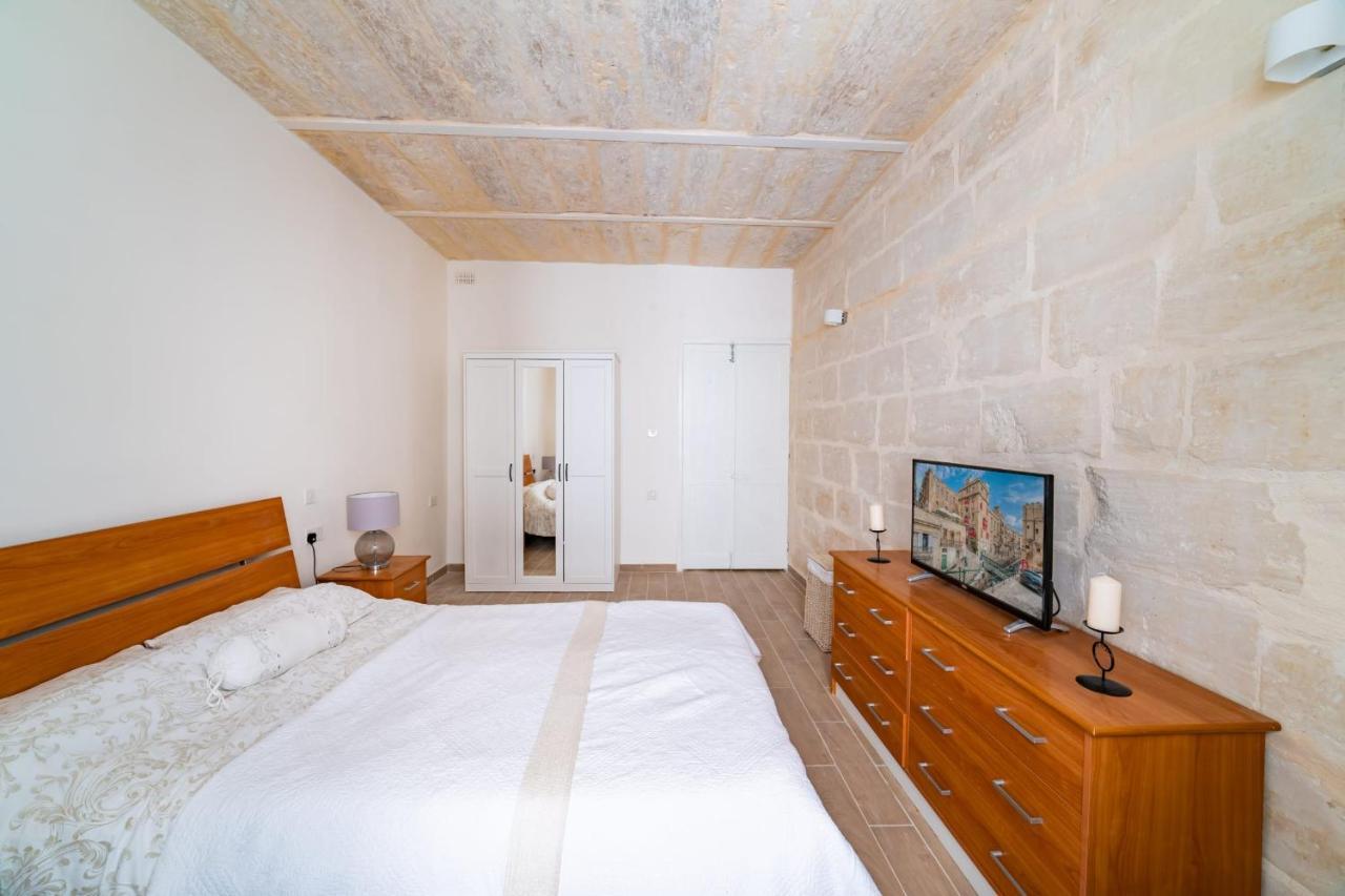 Central Valletta Townhouse-Hosted By Sweetstay Exterior foto